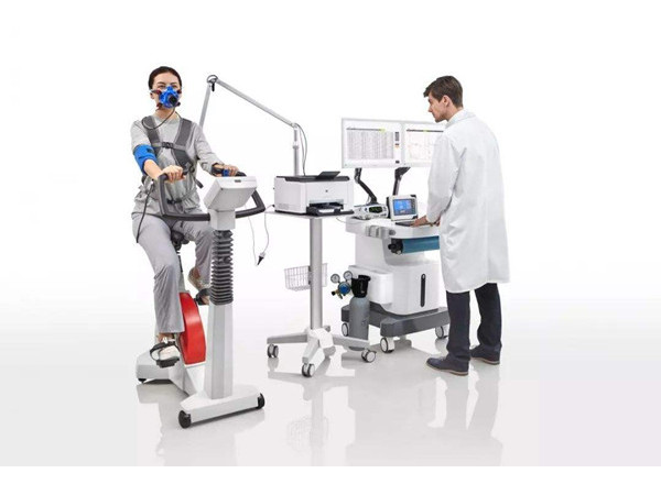 運動心肺測試系統CARDIOVIT CS-200
